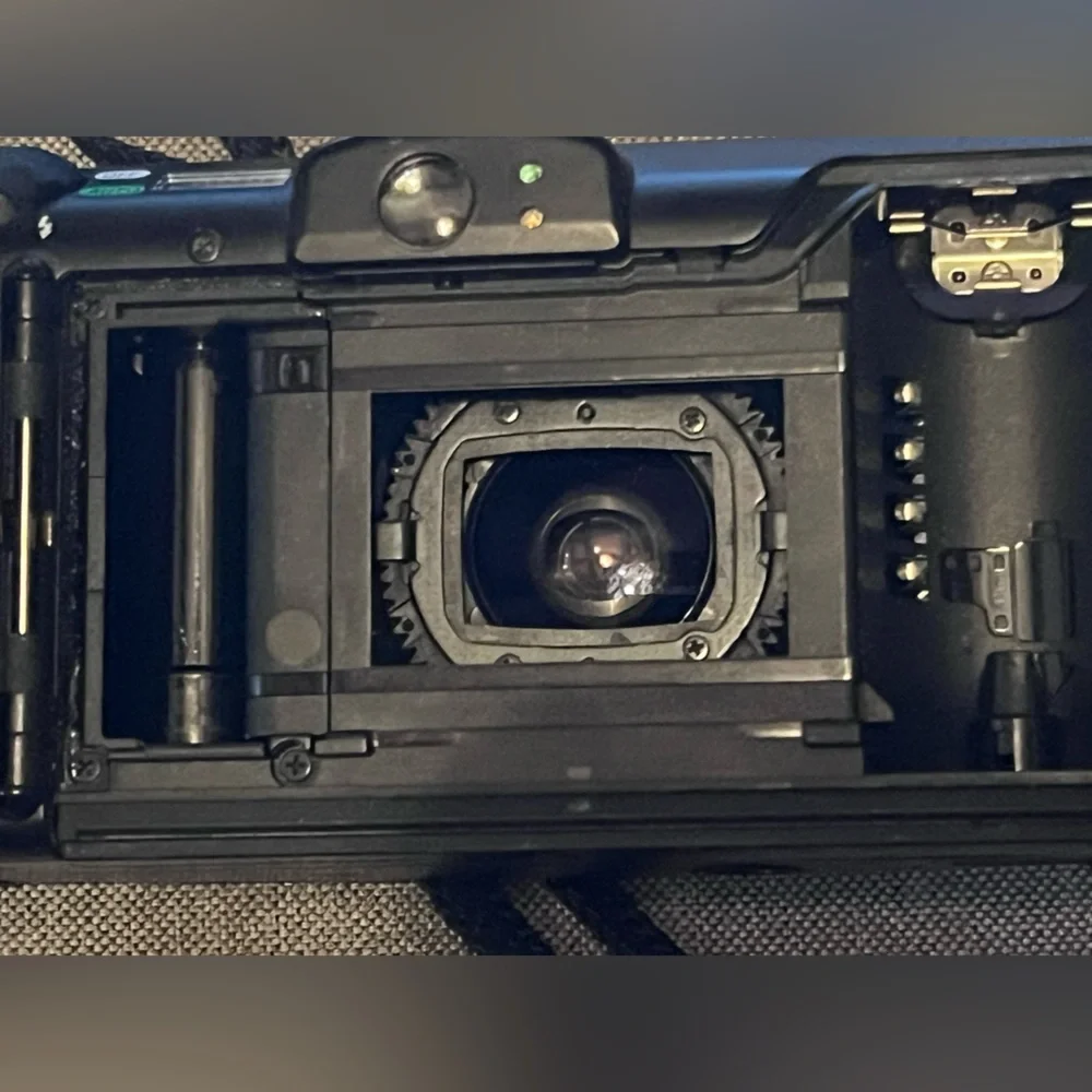 Canon Sure Shot 85mm Point and Shoot VINTAGE Camera - Picture 4 of 6
